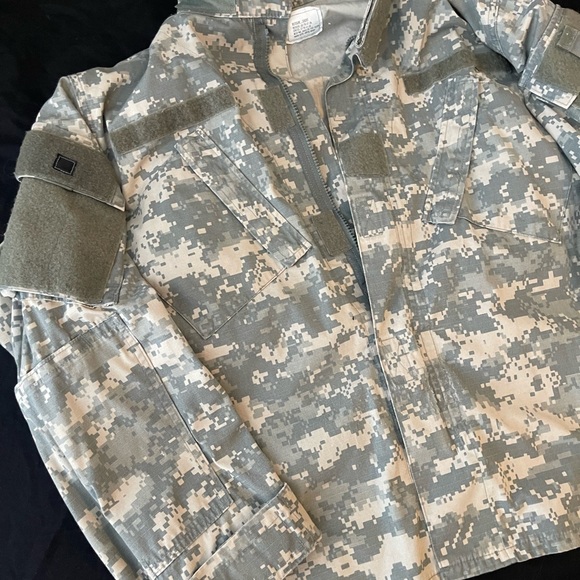 Military blouse jacket digital camouflage. - Picture 2 of 13